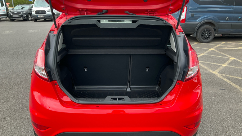 Ford Fiesta 1.0 EcoBoost Zetec Navigation 5dr Petrol Hatchback